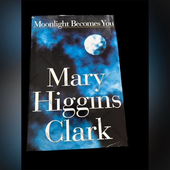 Mary Higgins Clark | Accents | Moonlight Becomes You By Mary Higgins ...